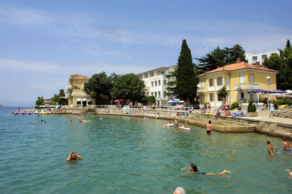 Depadansa Marina & Primorka Hotell Omišalj Eksteriør bilde